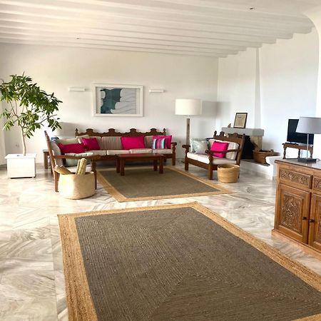 Beach House Set In A Beautiful Bay Karystos  Buitenkant foto