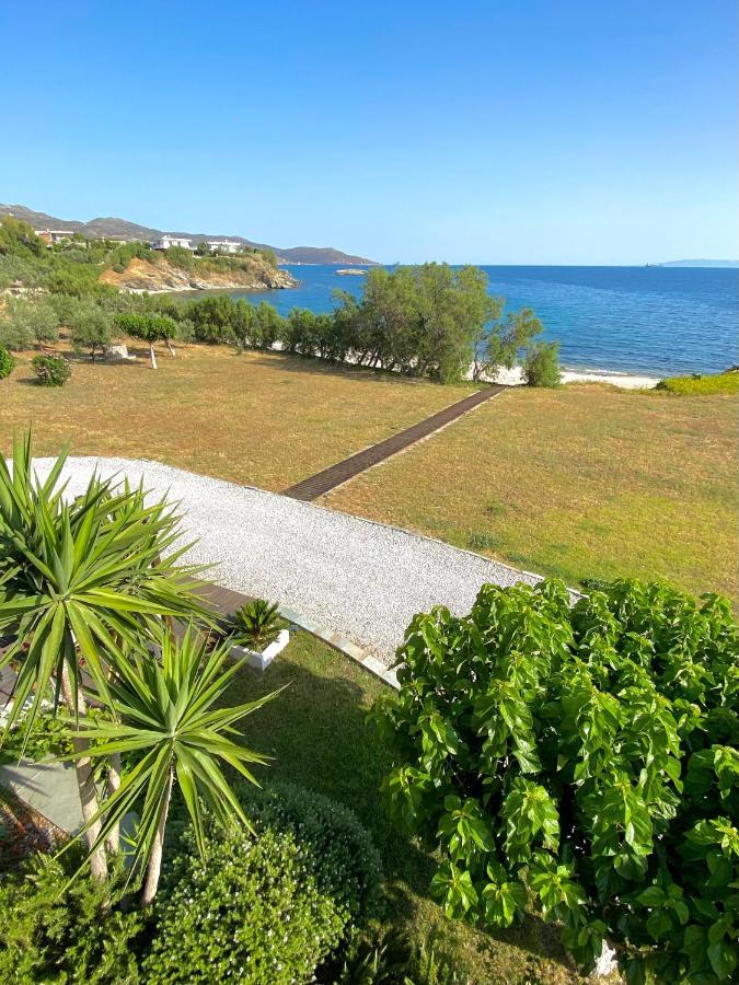 Beach House Set In A Beautiful Bay Karystos  Buitenkant foto