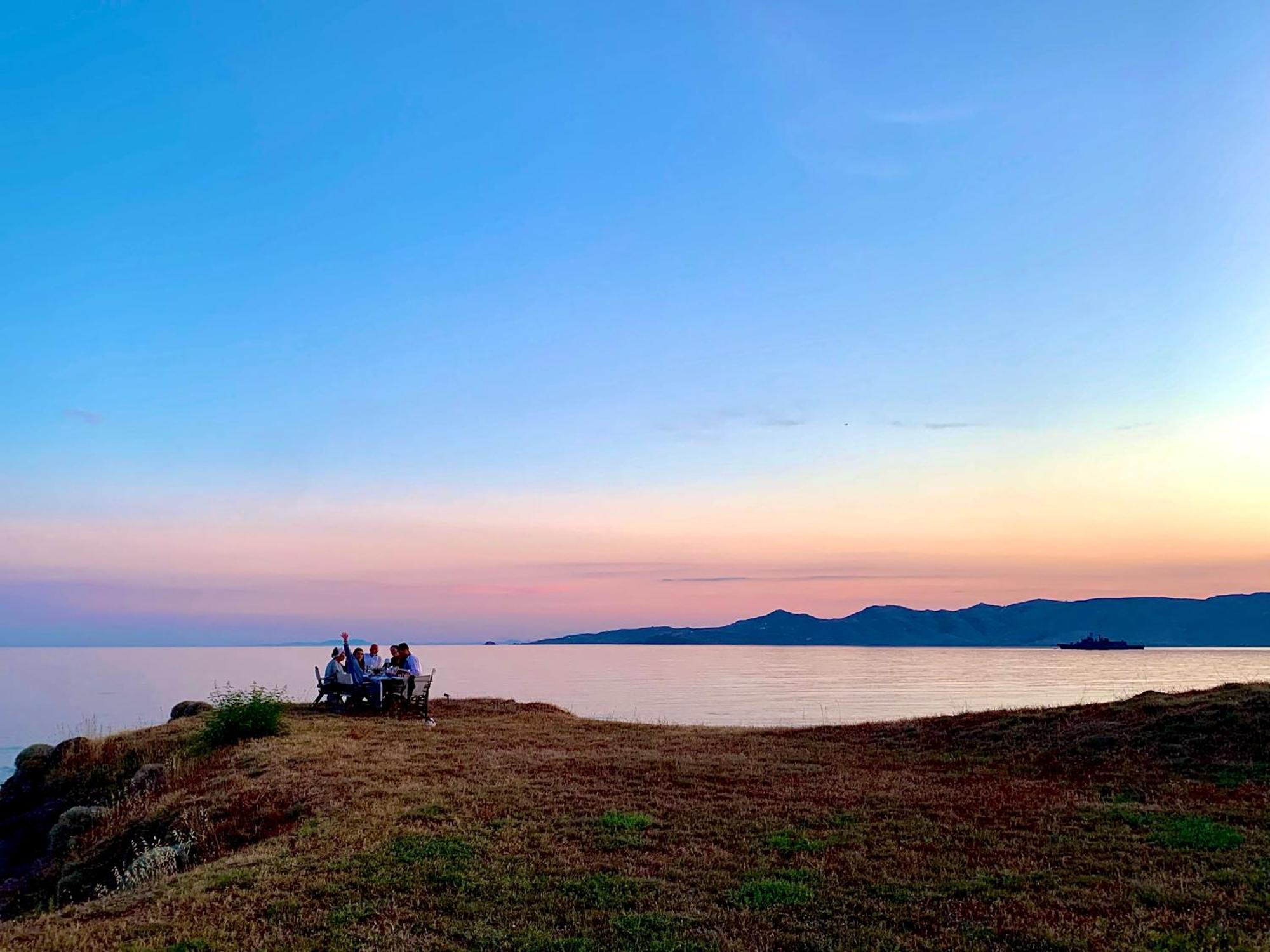 Beach House Set In A Beautiful Bay Karystos  Buitenkant foto